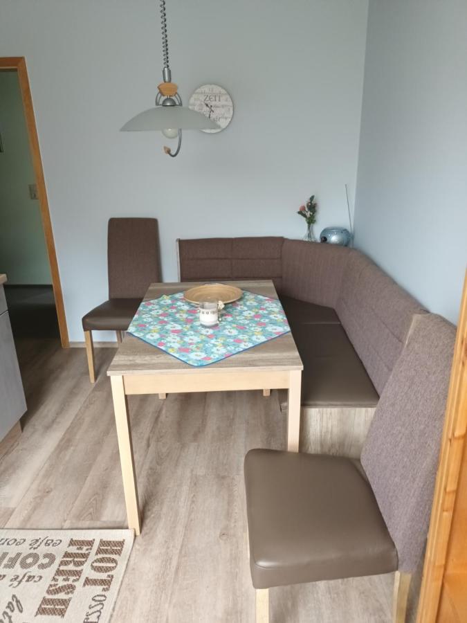 Ferienwohnung Am Dorfteich เฟมาร์น ภายนอก รูปภาพ